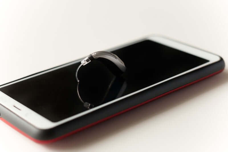 Apparecchi acustici bluetooth: pro, contro e consigli per l'acquisto